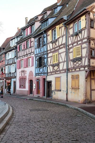 McRoberts, Julien 아티스트의 Colmar-France Old town Colmar which was founded in the 9th century작품입니다.